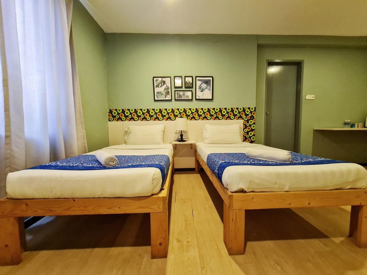 Treeline Urban Inn 亞庇 外观 照片